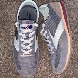 Brooks Women’s Sneakers (size 9)